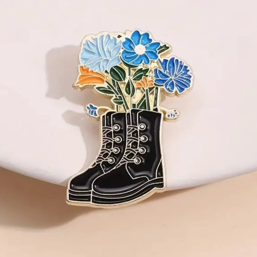 3/$25 Black Boots with Flowers Pin Badge Brooch